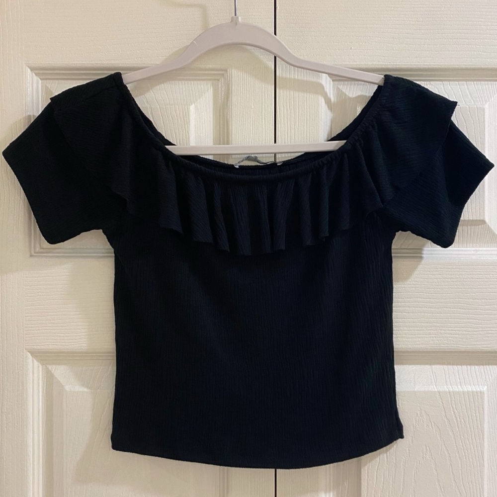 Zara - Black Ruffled Off-Shoulder Top